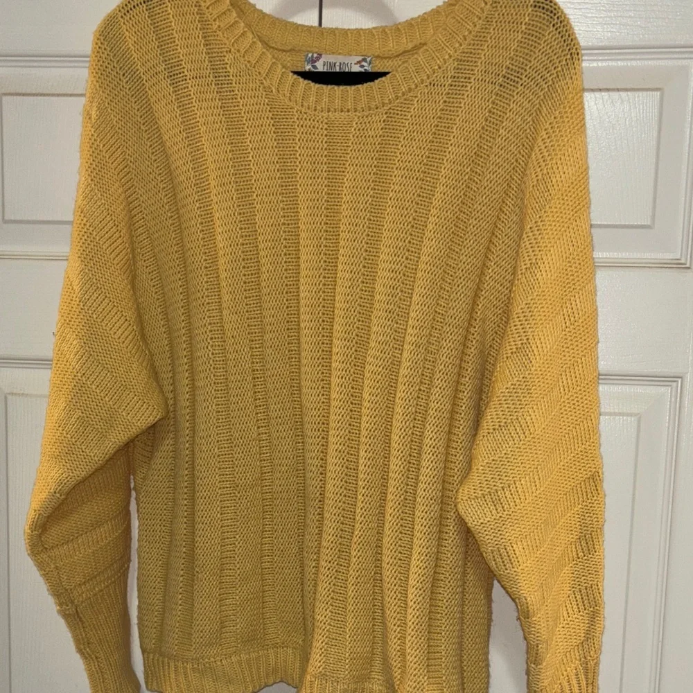 Bundle 2/$20 PinkRose Yellow Knit Sweater XL